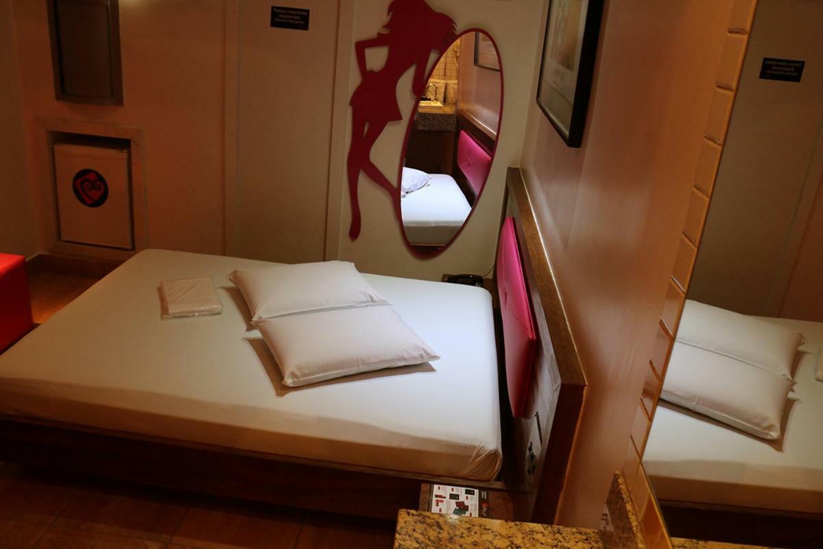 בטים Auhe Motel (Adults Only) מראה חיצוני תמונה